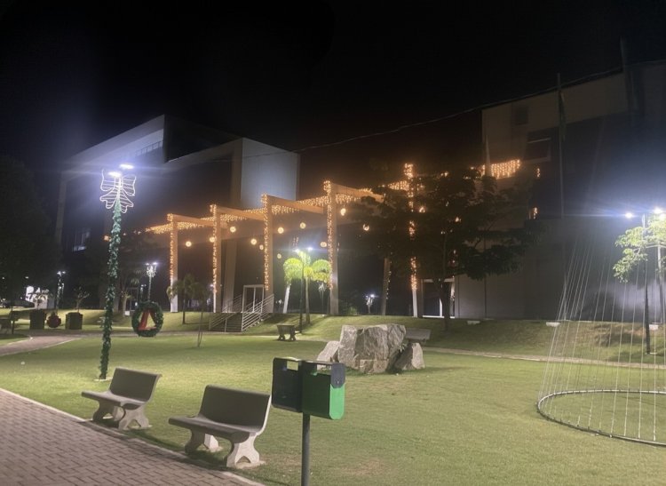 LUZES, EMOÇÃO, BELEZA, ELOGIOS...