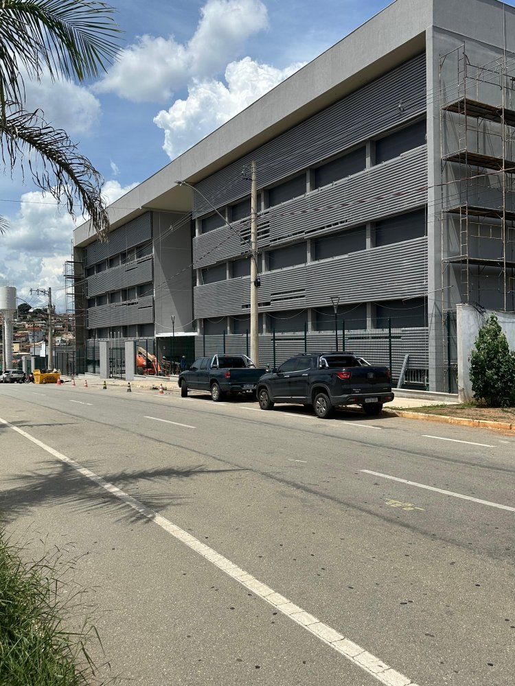 QUASE PRONTA  A NOVA CASA  DA JUSTIÇA!