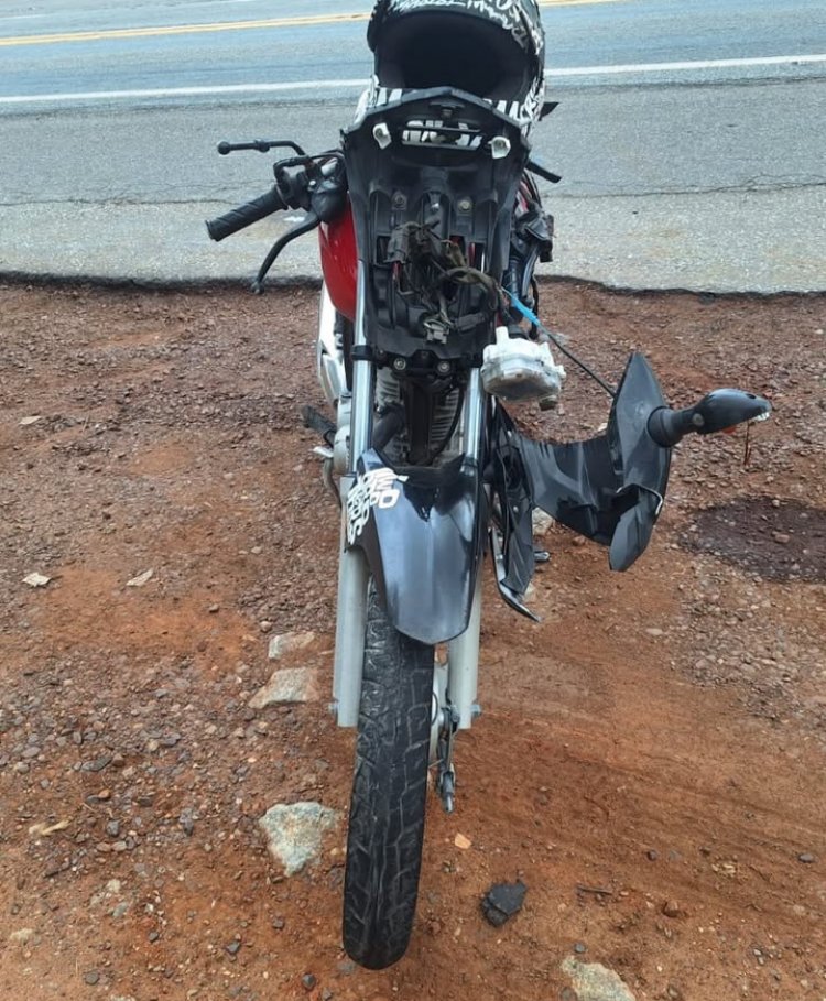Acidente na MG-050 deixa motociclista ferido em Itaúna