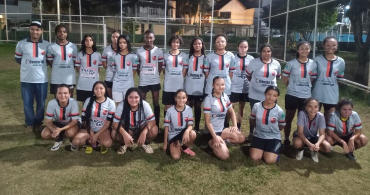 Jogo beneficente arrecada leite para a Associação Mães e Filhos