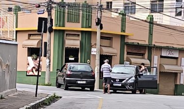 Acidente assusta moradores no Centro na manhã desta terça-feira