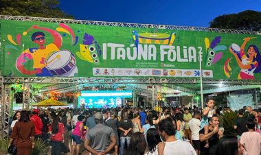 CARNAVAL - Lançamento do Itaúna Folia  leva multidão à Praça da Matriz