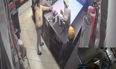 Dupla assalta loja de celulares na Avenida Jove Soares, em Itaúna