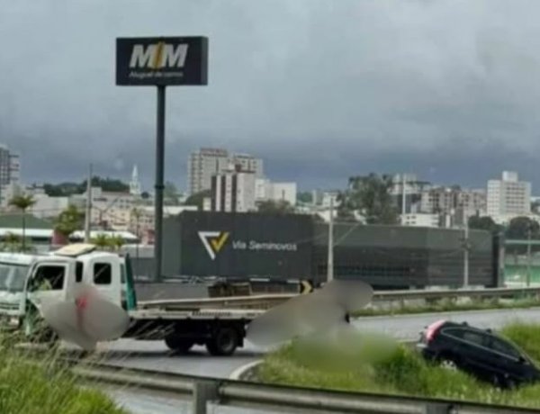 Acidente mobiliza equipes de resgate no trevo das rodovias MG-050 e MG-431 em Itaúna