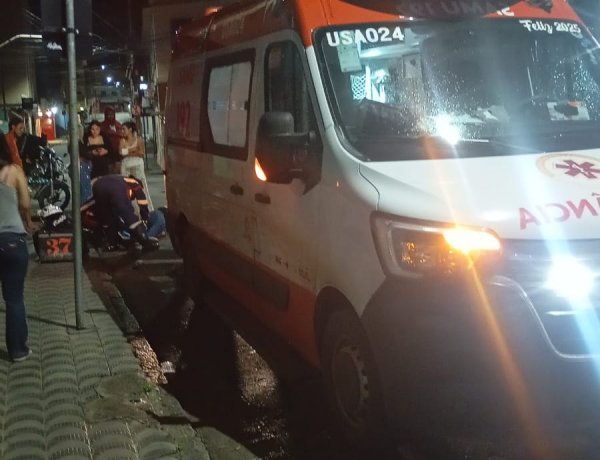 Acidente na Praça da Lagoinha deixa motociclista ferido