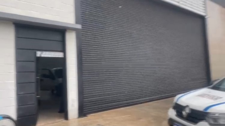 PM fecha fábrica clandestina de sabão em pó em Igarapé