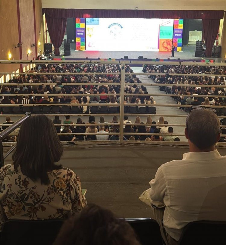 ANO LETIVO 2026 - Diretores participam de formação da Secretaria de Educação