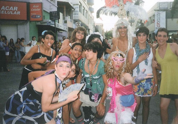 VAI COMEÇAR  A FOLIA!