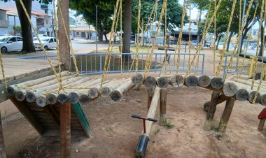 A VOZ DO POVO - Parquinho perigoso para as crianças