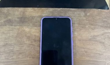 Mulher de 64 anos é detida com celular furtado no bairro Irmãos Auler