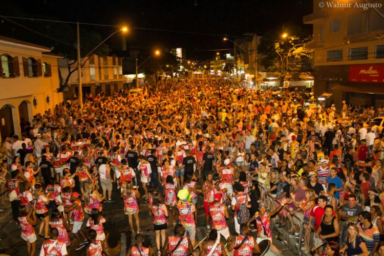 TUDO PRONTO PARA A MAIOR  FESTA POPULAR DO BRASIL!