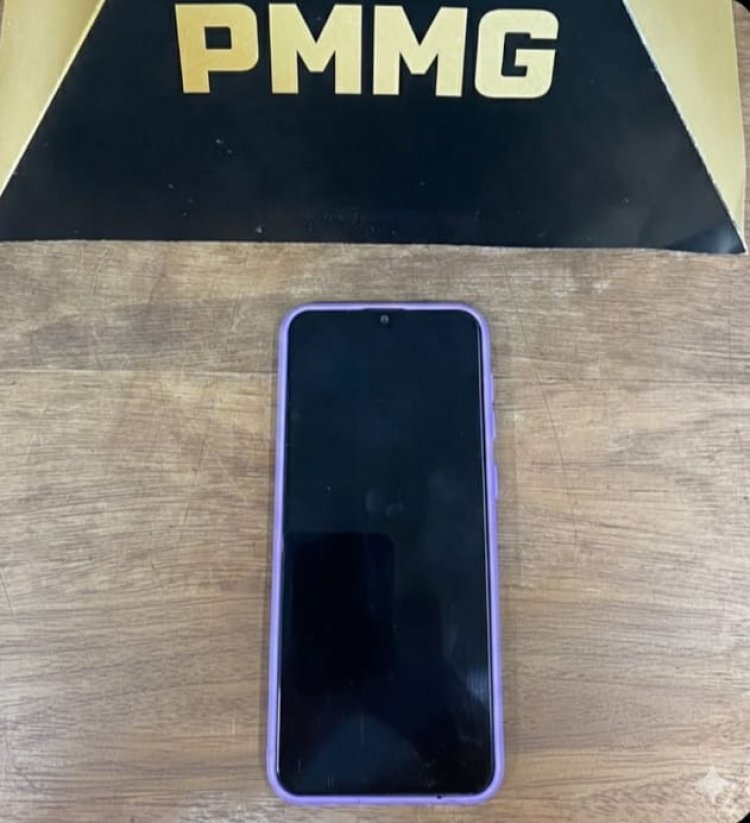 Mulher de 64 anos é detida com celular furtado no bairro Irmãos Auler