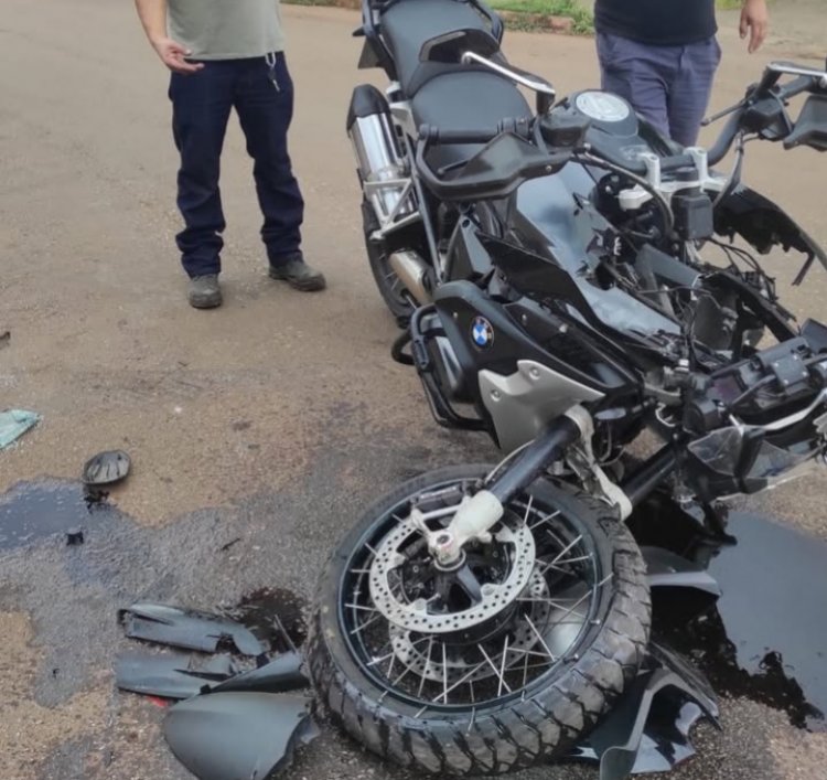 Acidente na MG-431 em Itatiaiuçu deixa motociclista ferido neste sábado