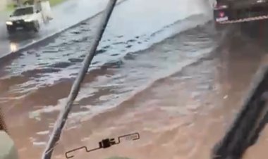 Chuva causa transtornos e deixa pontos de alagamento em Itaúna