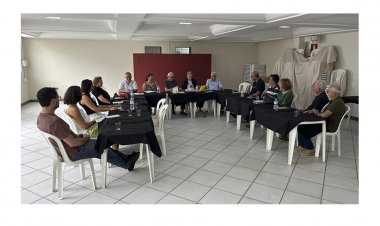 LITERATURA - Colaborador da FOLHA apresenta livro na AILE