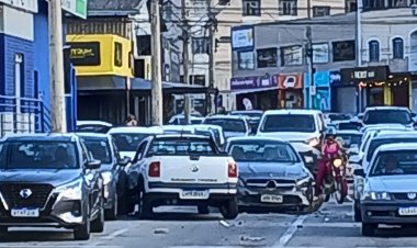 Atualização: Acidente na Av. Jove Soares envolve três veículos nesta segunda-feira