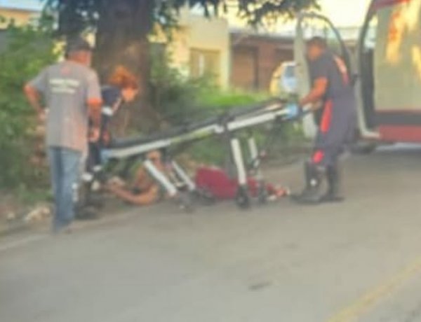 Idosa é atropelada por ônibus próximo à Praça do Bom Pastor, em Itaúna