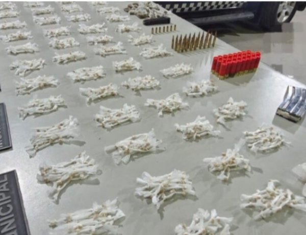 GCM desmantela depósito de drogas em Nova Serrana: mais de 1.600 pedras de crack apreendidas