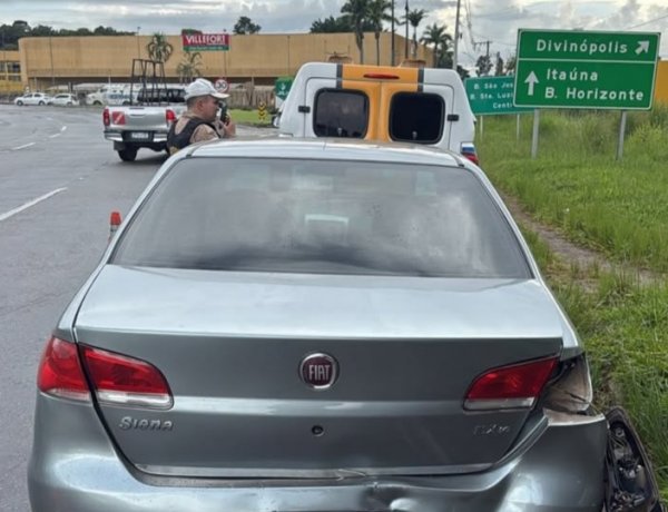 Colisão traseira na MG-050 deixa ferido leve na manhã desta quinta
