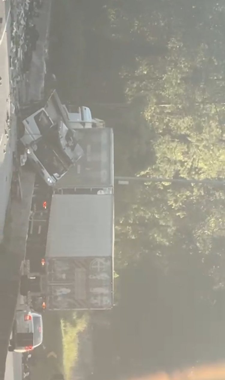 Urgente: Acidente bloqueia a BR-381 em Itaguara e espalha carga na pista