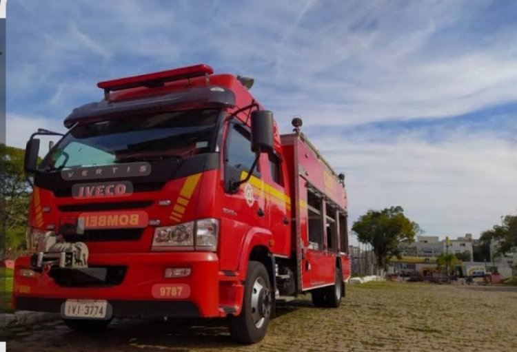 Incêndio atinge residência no bairro Leonane em Itaúna; uma pessoa foi atendida