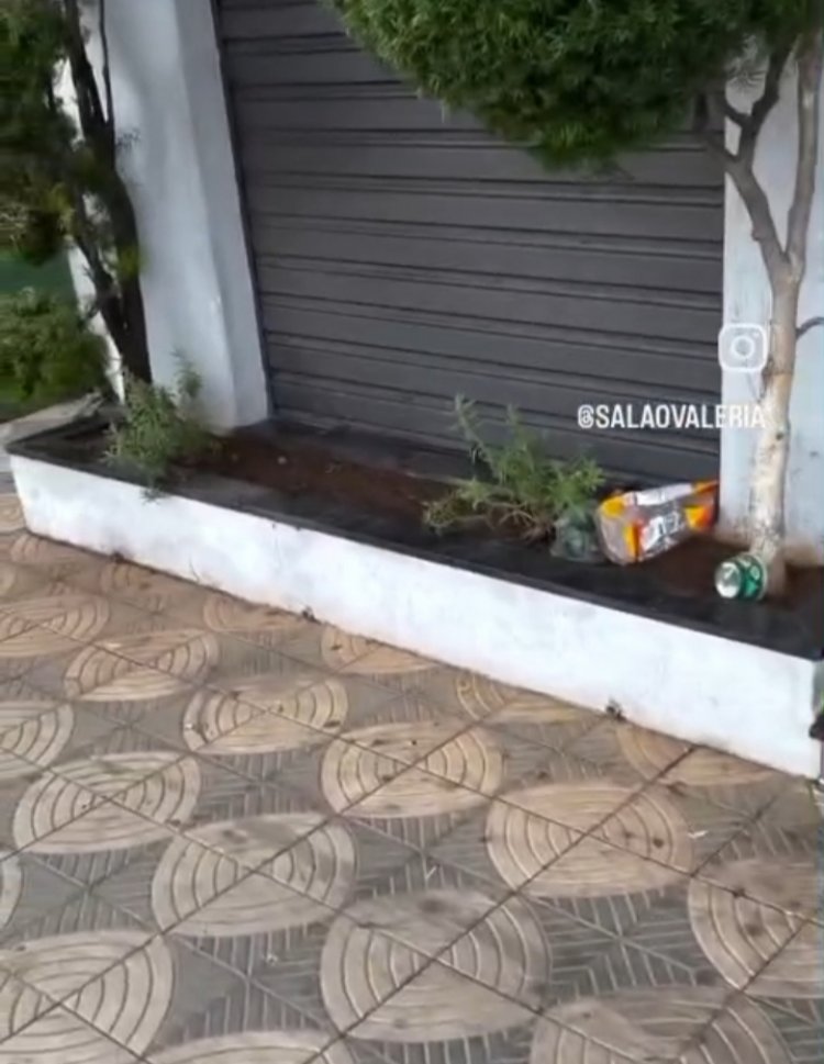 Comerciante da avenida Jove Soares cobra providências após vandalismo e bloqueio de entrada em Itaúna