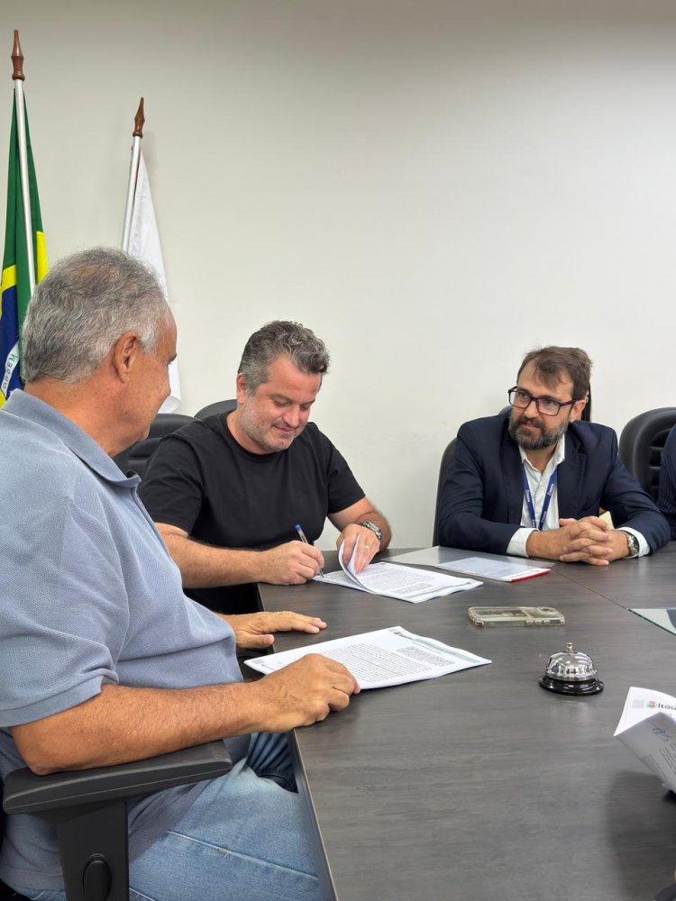 SAÚDE - Hospital e Prefeitura  assinam contrato de gestão