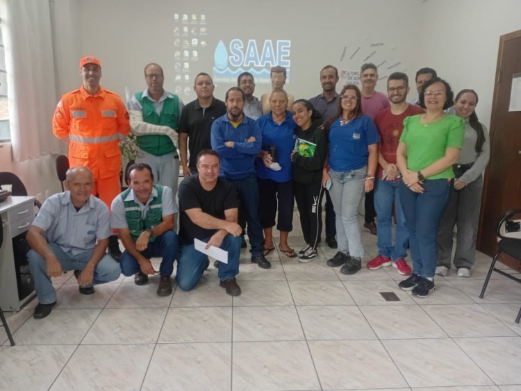 TREINAMENTO - Servidores do SAAE recebem aulas de primeiros socorros