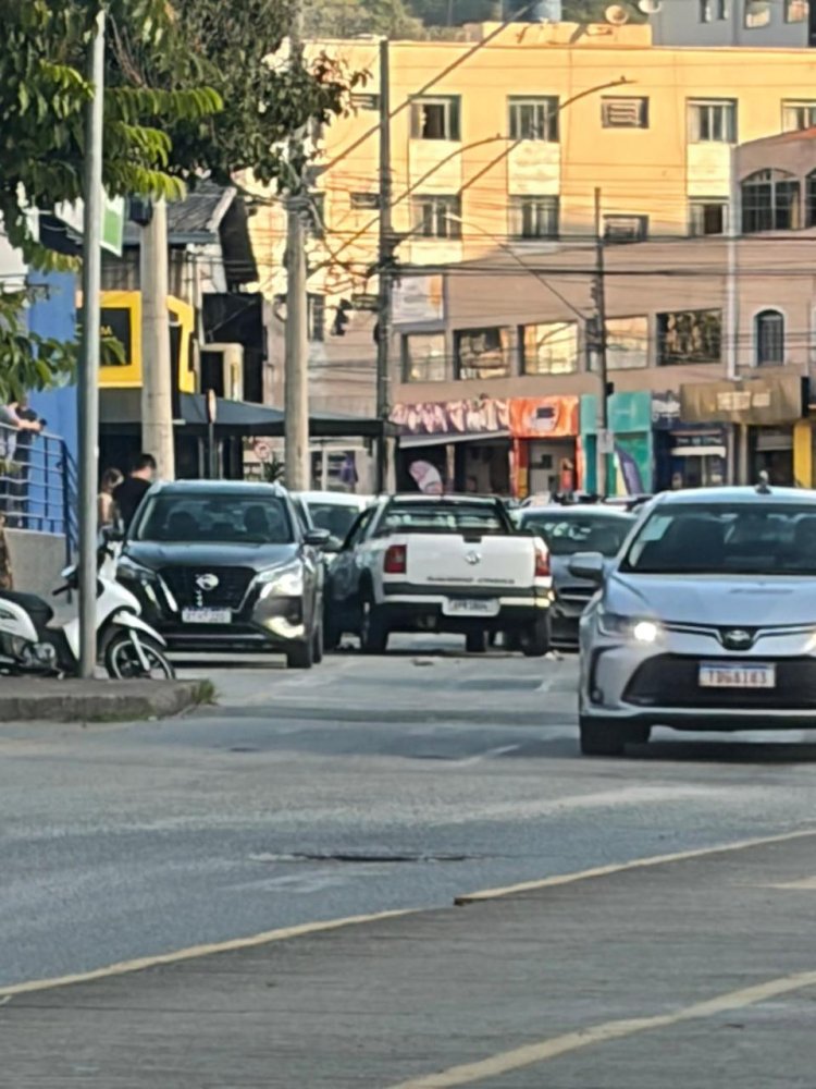 Acidente na Avenida Jove Soares mobiliza atenção na tarde desta segunda-feira