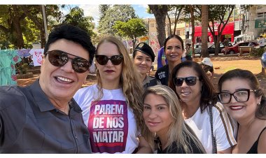 Coluna Chique - Por Mário Debique