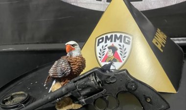 Homem é preso com revólver escondido em bermuda no Padre Eustáquio