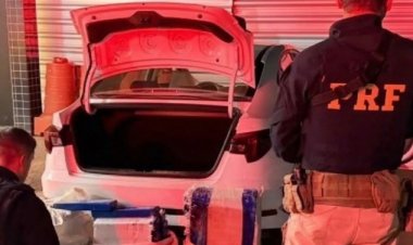 PRF intercepta "carregamento do crime" na BR-262: 130 kg de maconha são apreendidos em Bom Despacho