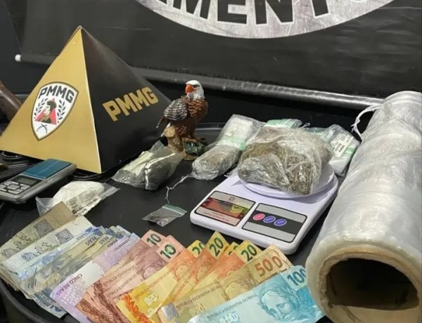 Operação policial no Pio Doze resulta na prisão de trio por tráfico e posse de arma