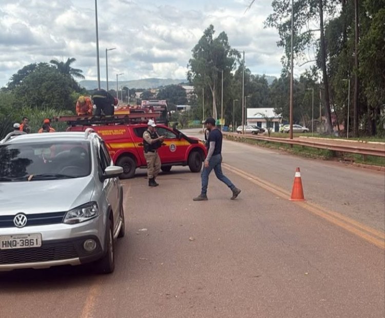 Tentativa de ultrapassagem proibida termina em acidente na MG-431 em Itatiaiuçu