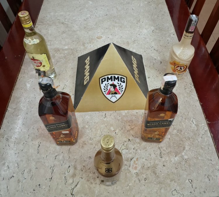 APREENSÃO - Casal é preso por suspeita de vender bebidas falsificadas