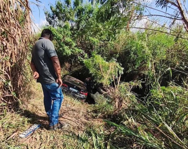 Acidente no trevo do Morro do Engenho em Itaúna deixa um morto e quatro feridos