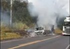 Caminhão de laticínios pega fogo na MG-050 entre São Gonçalo do Pará e Itaúna