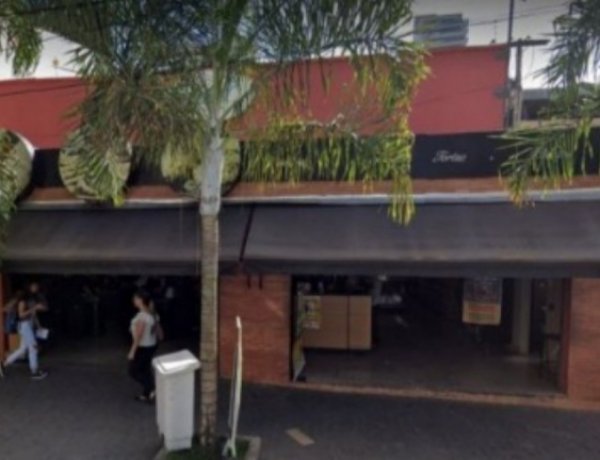 Supermercado Rena pagará indenização por homofobia contra funcionário em Divinópolis