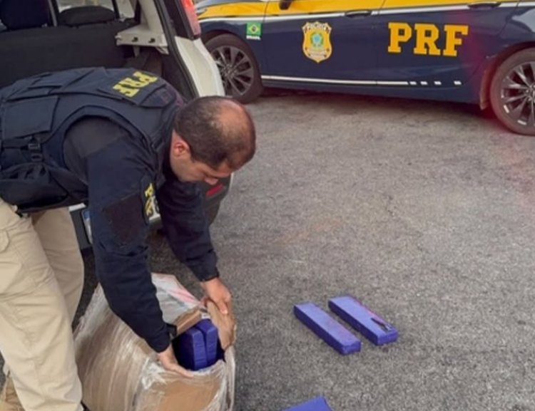 PRF apreende 35 kg de maconha escondidos em Fiat Uno na BR-262