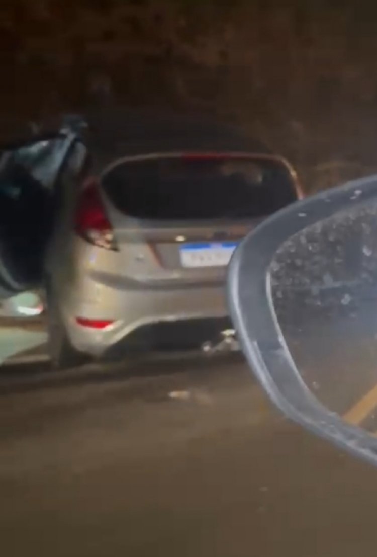 Acidente entre carro e caminhão interdita parte do trecho da MG-431 entre Itaúna e Pará de Minas