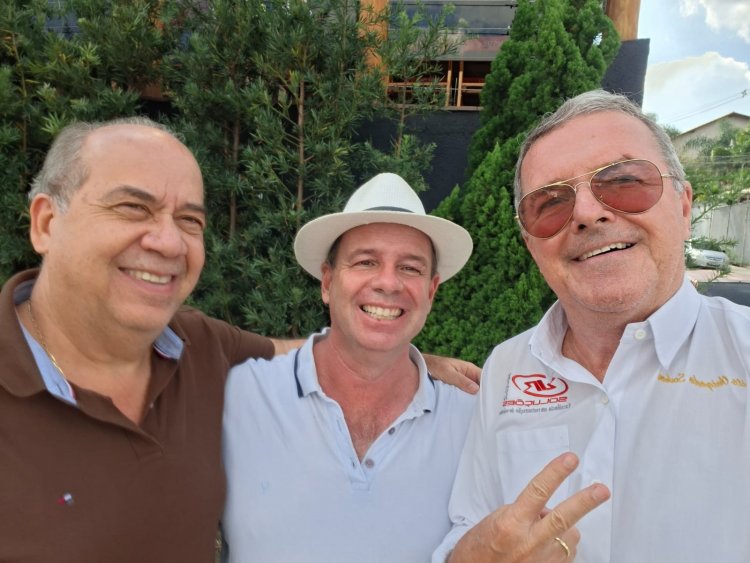 Coluna Social - Adolfo Osório