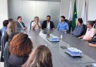 VISITA EM ITAÚNA - Prefeito recebe deputados