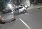 Colisão entre dois veículos mobiliza atenção no bairro Cerqueira Lima, em Itaúna