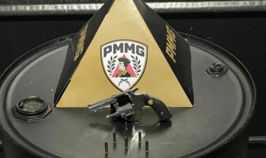 Ação do Tático Móvel resulta na prisão de homem com arma carregada em Itaúna