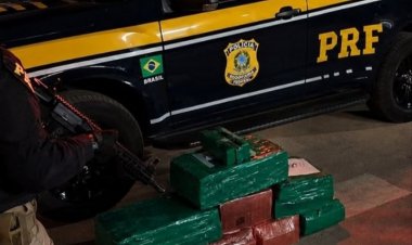 PRF apreende 134 kg de maconha e prende duas mulheres na BR-262 em Bom Despacho