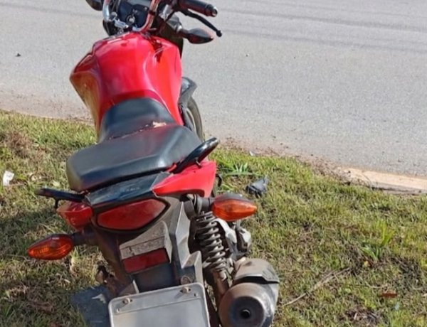 Acidente na MG-050 deixa motociclista ferido entre Itaúna e Divinópolis