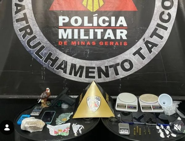 PM prende dupla por tráfico de drogas perto de escola na Várzea da Olaria