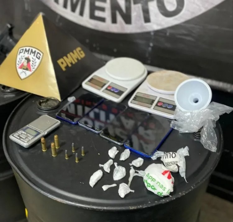 PM prende dupla por tráfico de drogas perto de escola na Várzea da Olaria