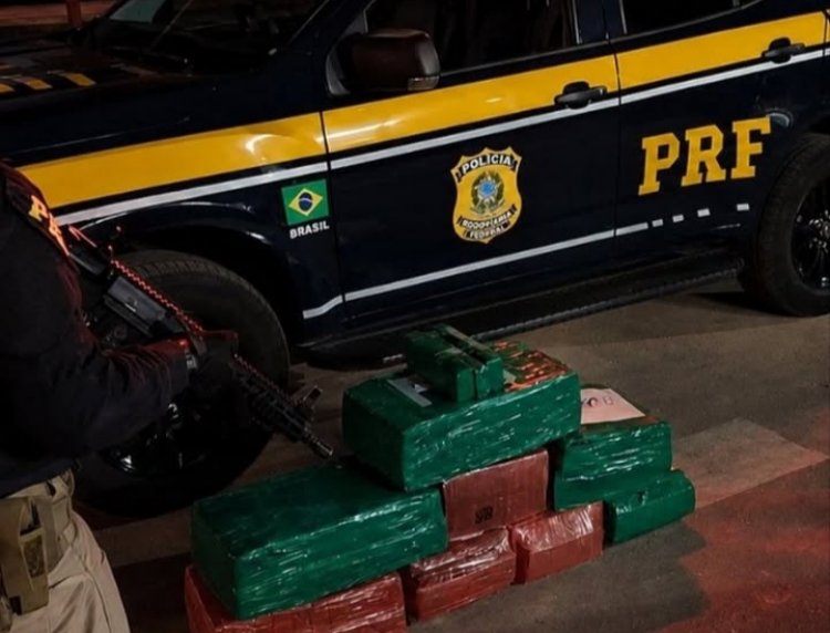 PRF apreende 134 kg de maconha e prende duas mulheres na BR-262 em Bom Despacho