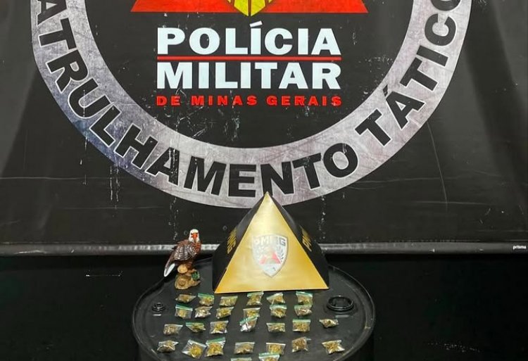 PM apreende 28 porções de maconha após denúncia no bairro Vila Vilaça, em Itaúna